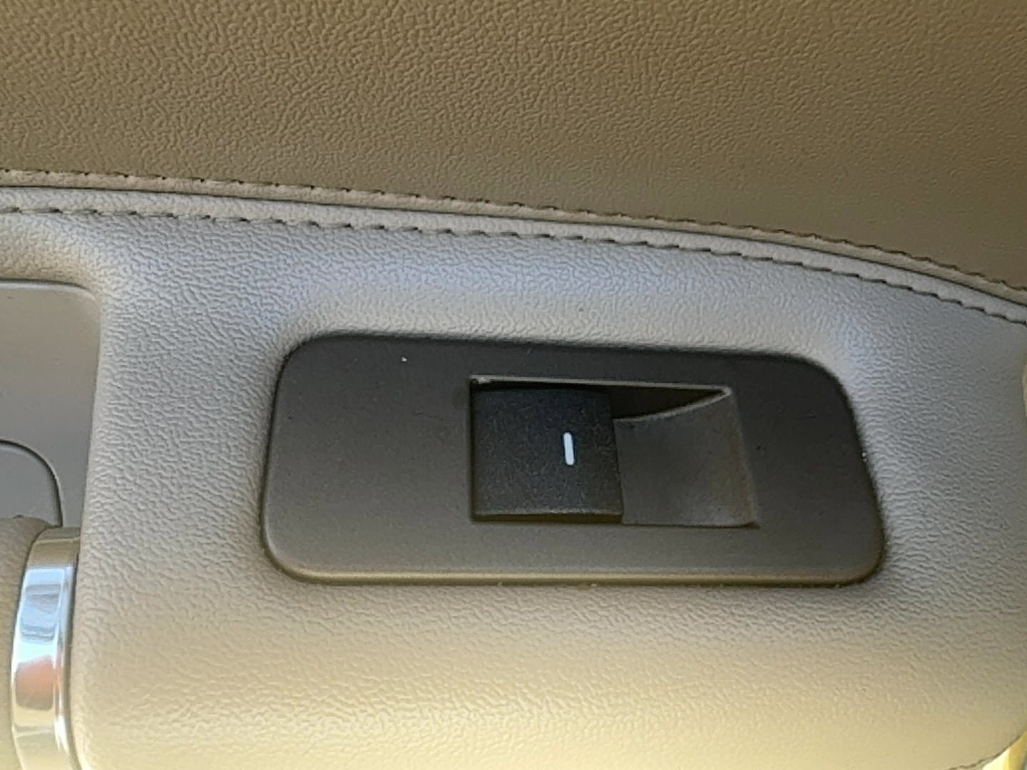 Used 2013 Lincoln MKX FWD image 13