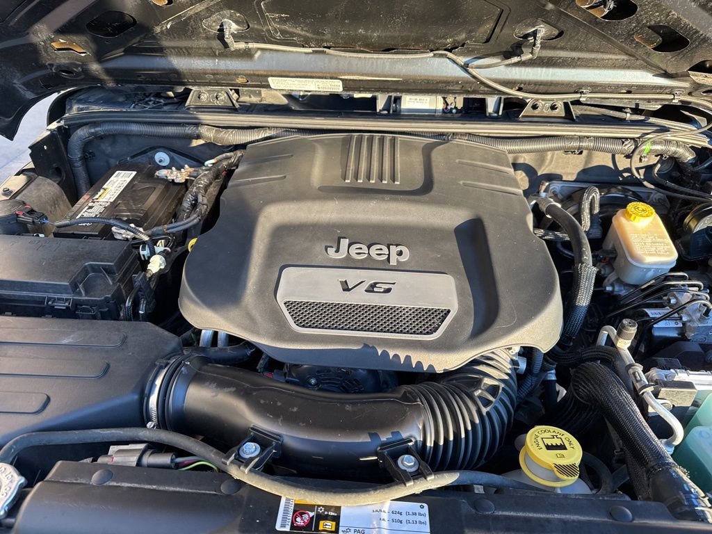 Used 2014 Jeep Wrangler Sport image 28