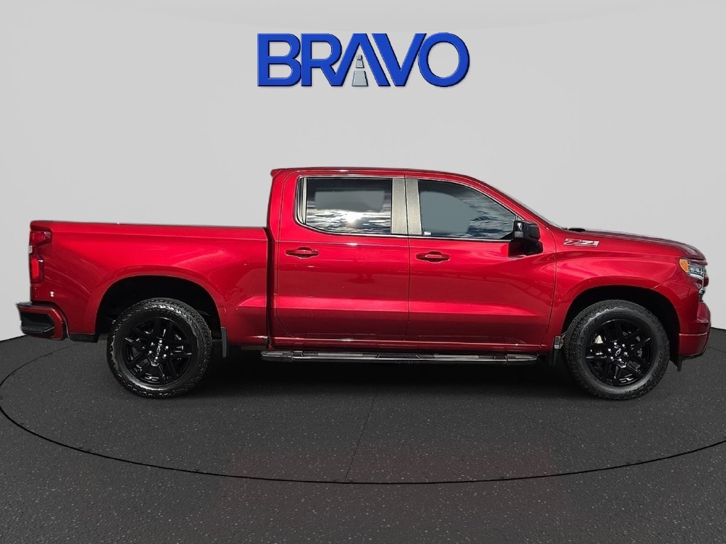Used 2024 Chevrolet Silverado 1500 RST w/ Z71 Off-Road Package AWD/4WD image 5