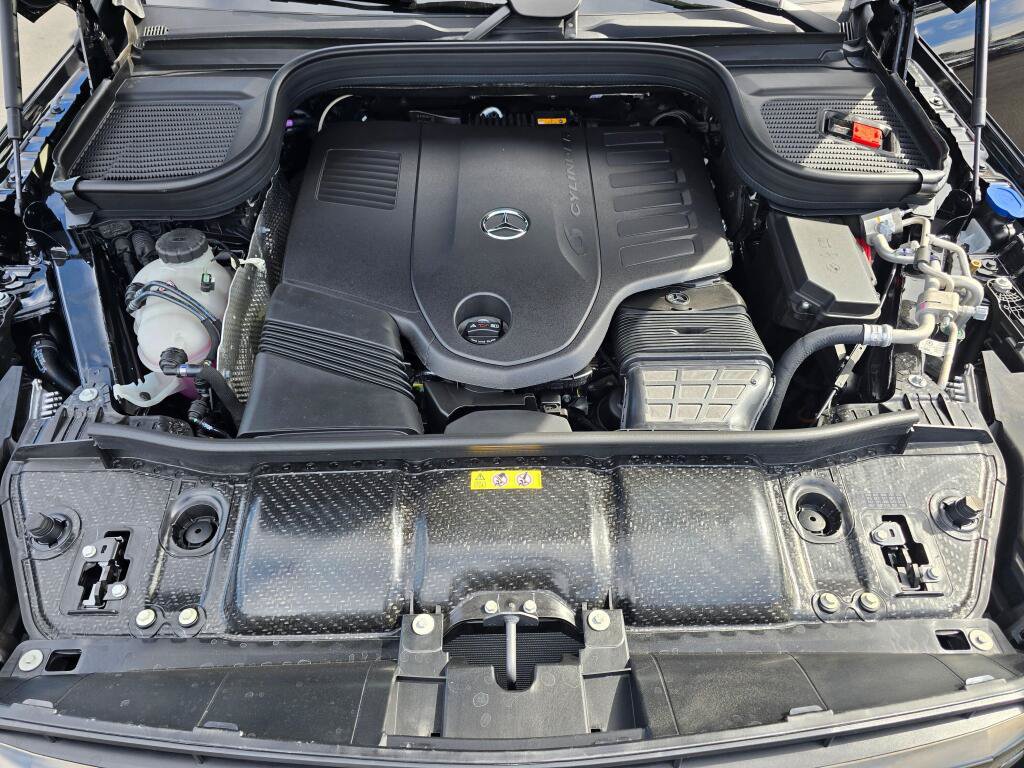 New 2026 Mercedes-Benz GLS 450 4MATIC image 10