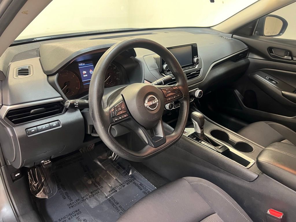 Used 2024 Nissan Altima 2.5 S image 16