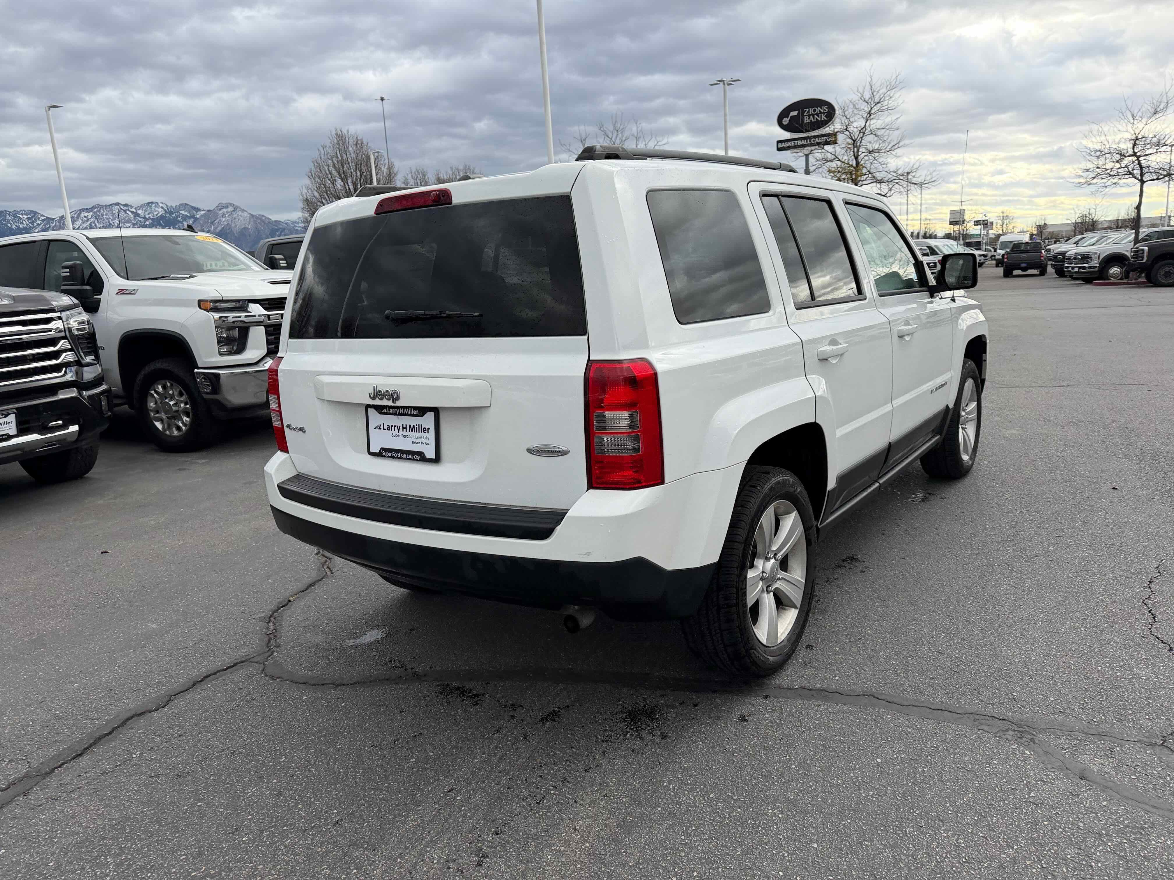 Used 2016 Jeep Patriot Latitude w/ Trailer Tow Prep Group image 7