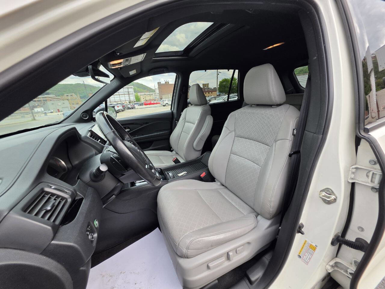 Used 2019 Honda Passport Elite image 15