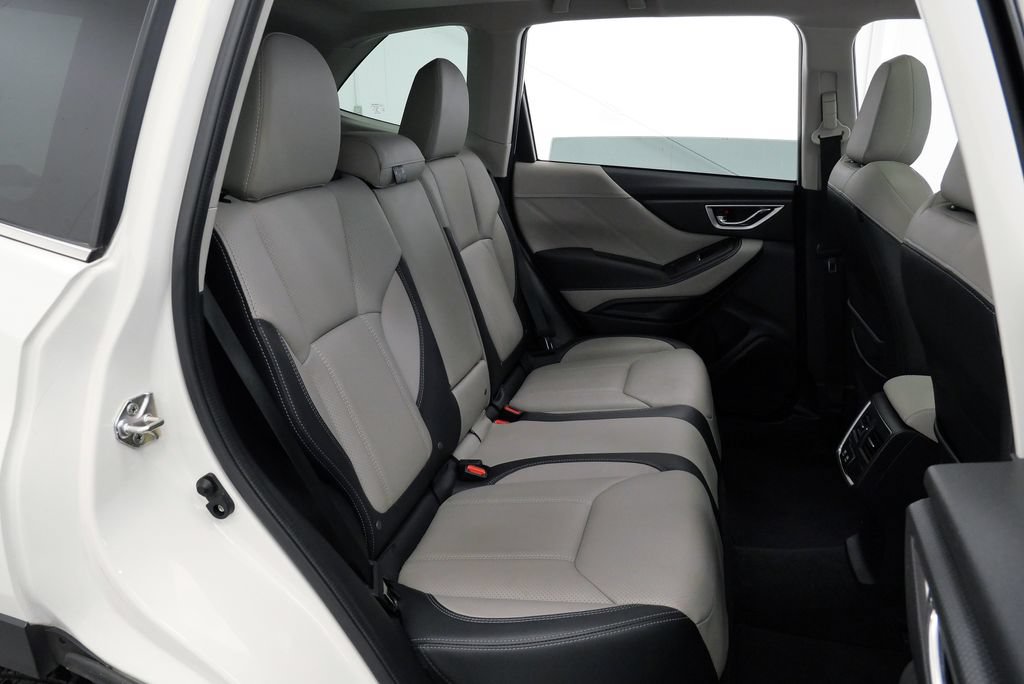 Used 2023 Subaru Forester Limited AWD/4WD image 56