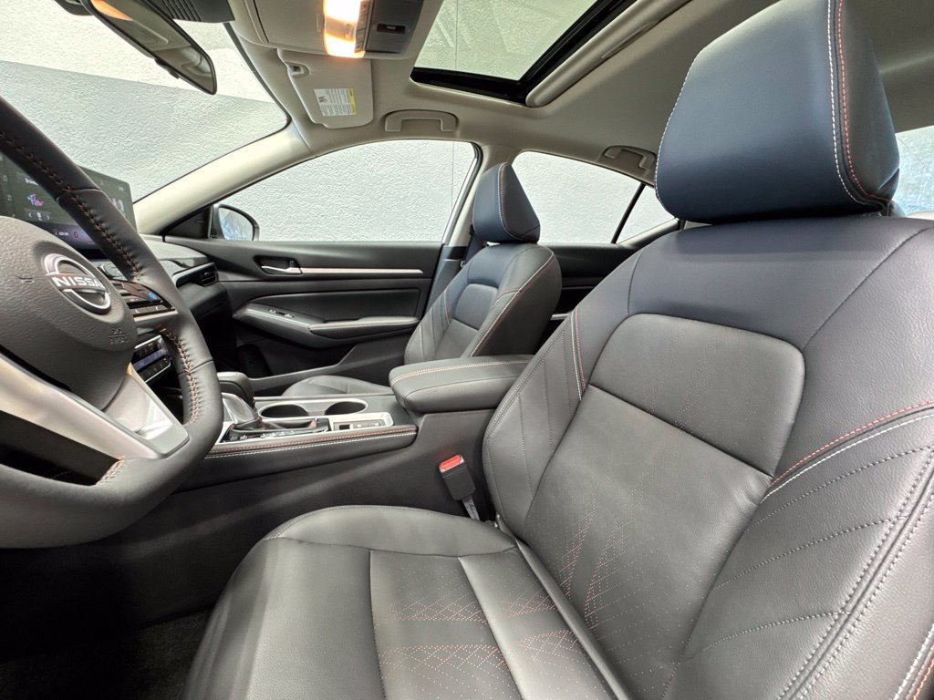New 2026 Nissan Altima 2.5 SR w/ SR Premium Package FWD image 10