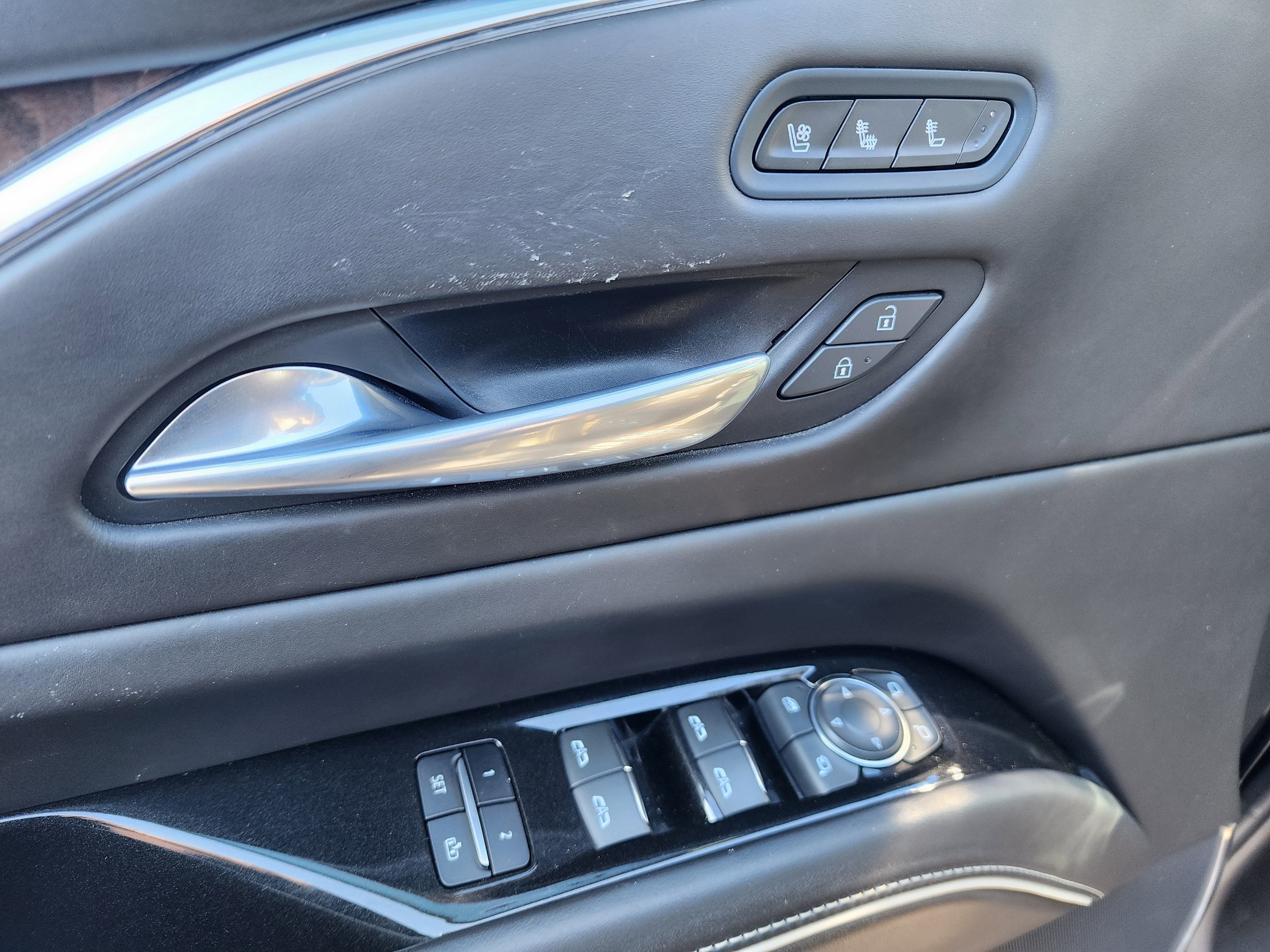 Used 2021 Cadillac Escalade Sport Platinum image 26