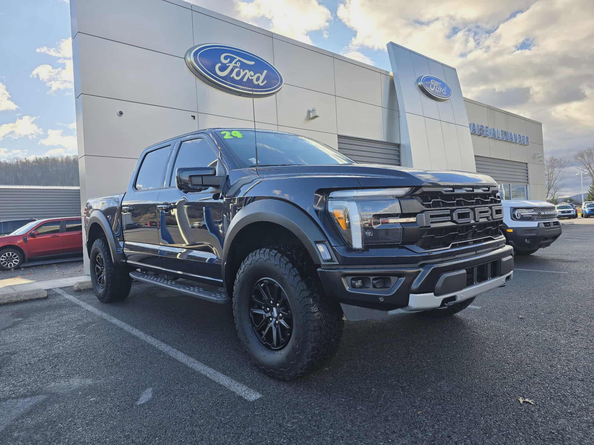 Used 2024 Ford F150 Raptor image 1