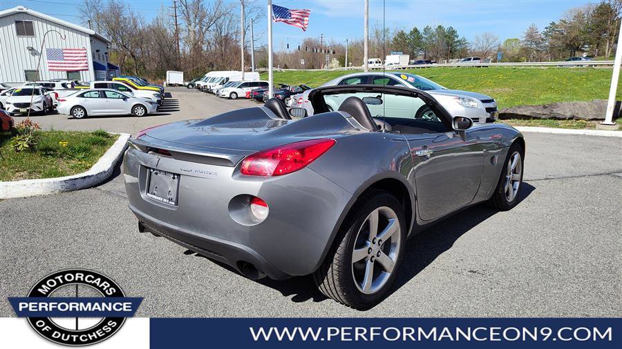 Used 2008 Pontiac Solstice Convertible w/ Preferred Package RWD image 3
