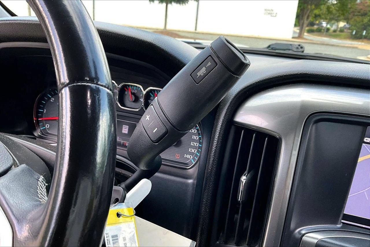 Used 2018 Chevrolet Silverado 1500 LT w/ All Star Edition AWD/4WD image 30