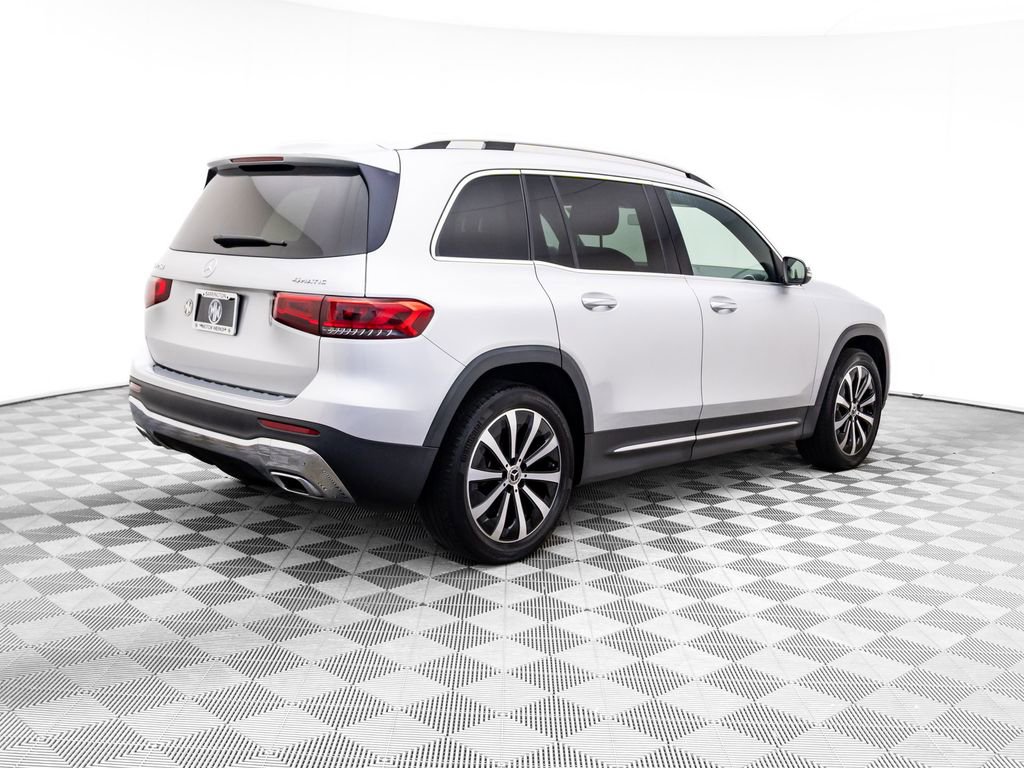 Used 2022 Mercedes-Benz GLB 250 4MATIC image 5