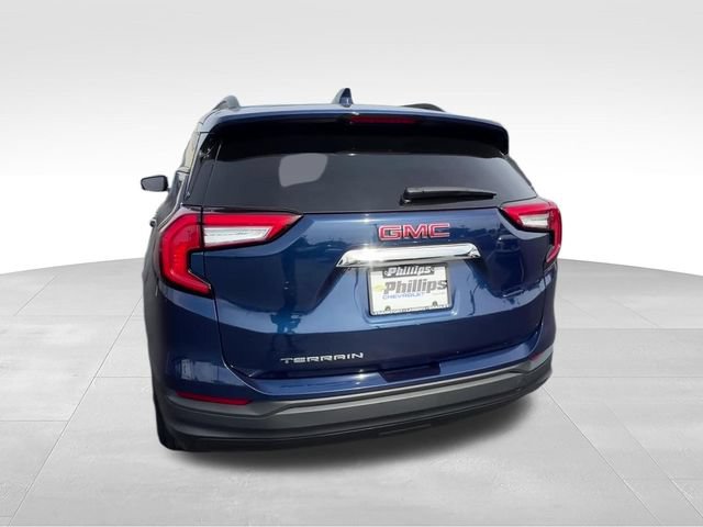 Certified 2022 GMC Terrain SLE w/ Driver Convenience Package FWD image 5