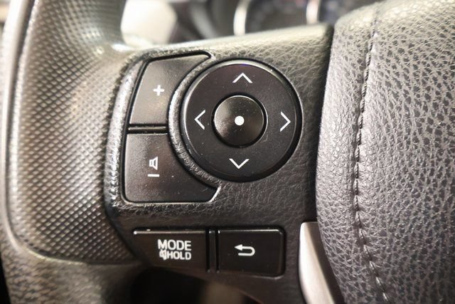 Used 2014 Toyota Corolla LE FWD image 16