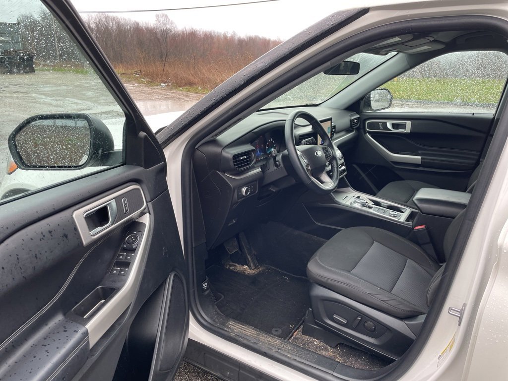 Used 2022 Ford Explorer XLT w/ Class IV Trailer Tow Package image 11