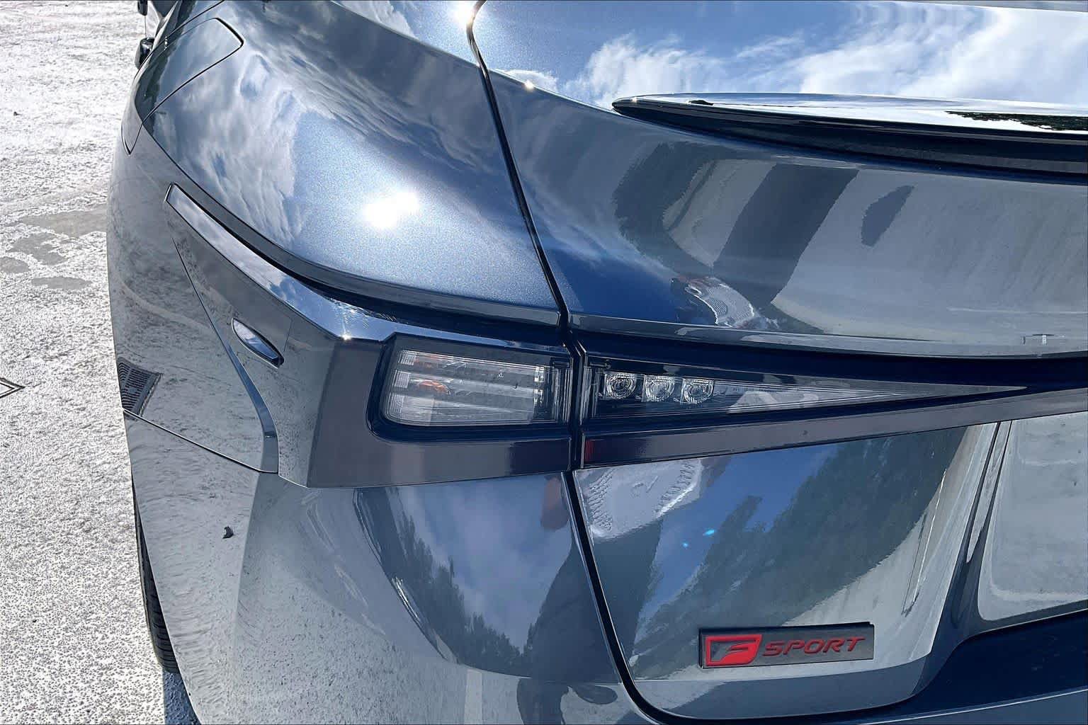 Used 2021 Lexus IS 350 F Sport w/ Accessory Package RWD image 29