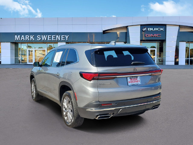 Used 2025 Buick Enclave Preferred FWD image 31