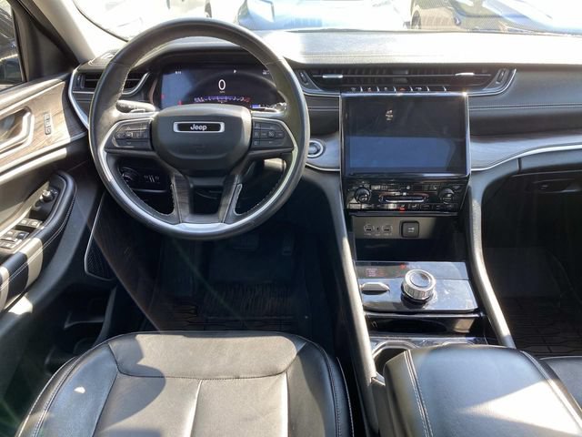Used 2021 Jeep Grand Cherokee L Limited AWD/4WD image 9