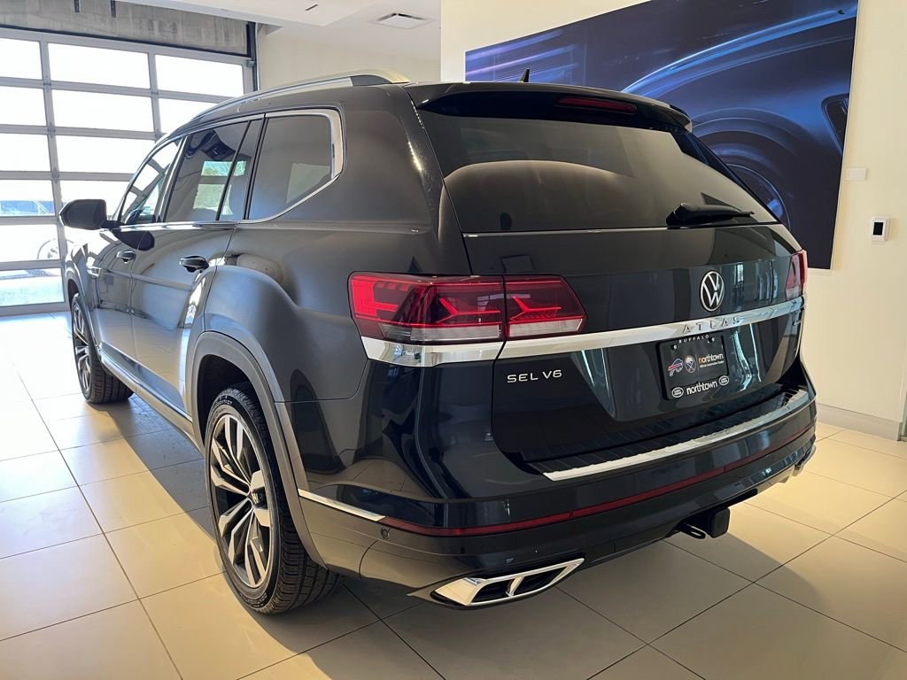 Used 2023 Volkswagen Atlas SEL Premium AWD/4WD image 2