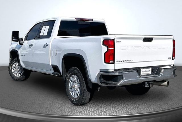 Used 2024 Chevrolet Silverado 2500 LTZ w/ LTZ Plus Package AWD/4WD image 4