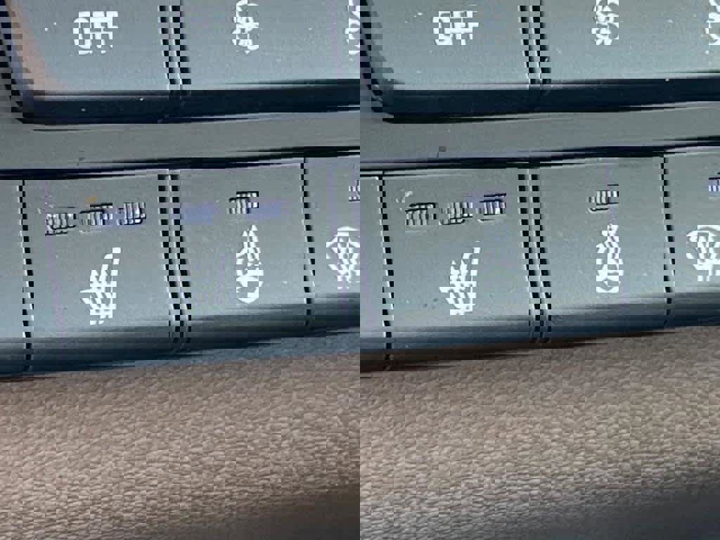 Used 2021 Hyundai Tucson Limited image 17