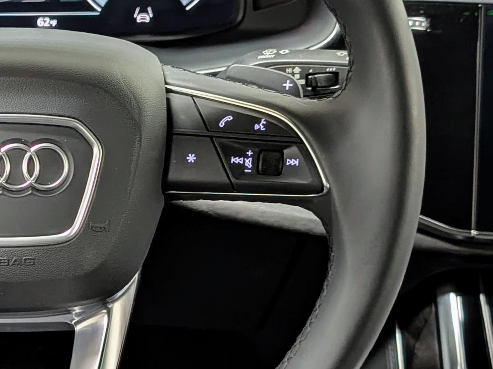 Used 2023 Audi Q7 2.0T Premium Plus w/ Premium Plus Package image 37