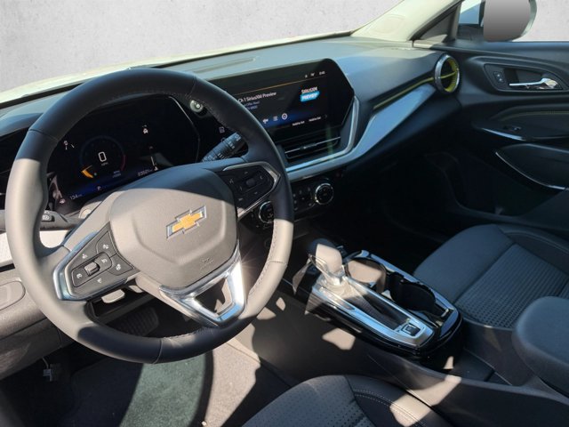Used 2024 Chevrolet Trax LT w/ Driver Confidence Package FWD image 10