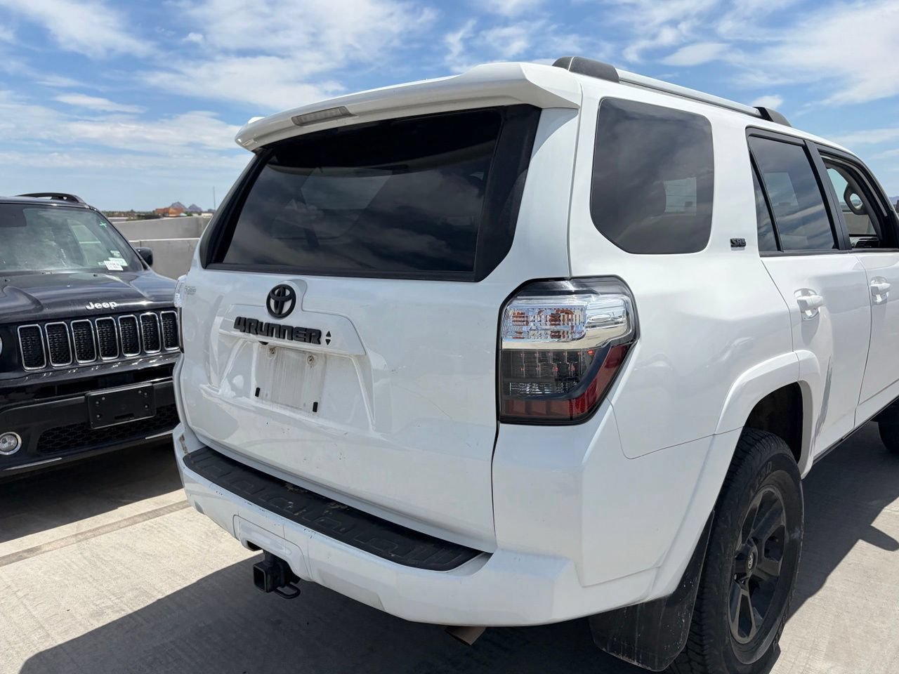 Used 2023 Toyota 4Runner SR5 AWD/4WD image 4