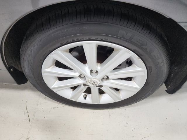 Used 2013 Toyota Camry XLE image 41