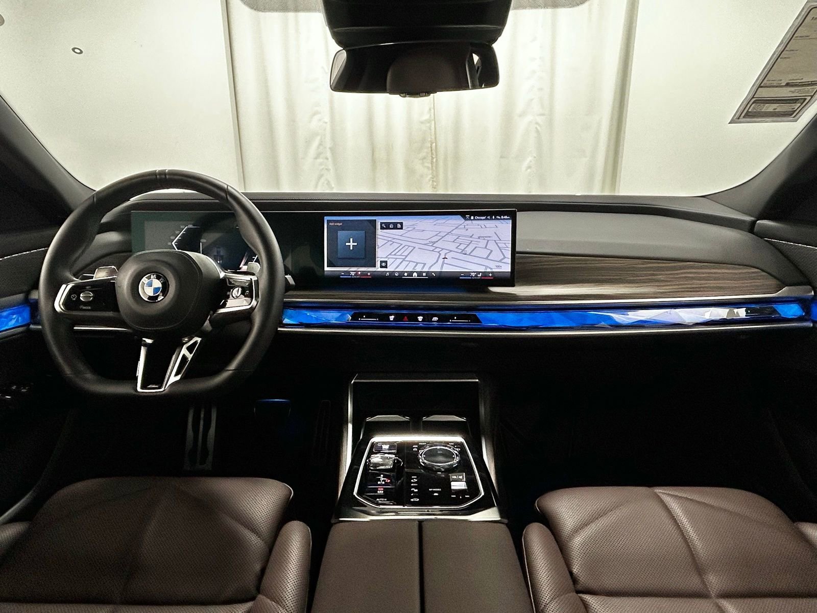 Used 2024 BMW 740i xDrive image 8