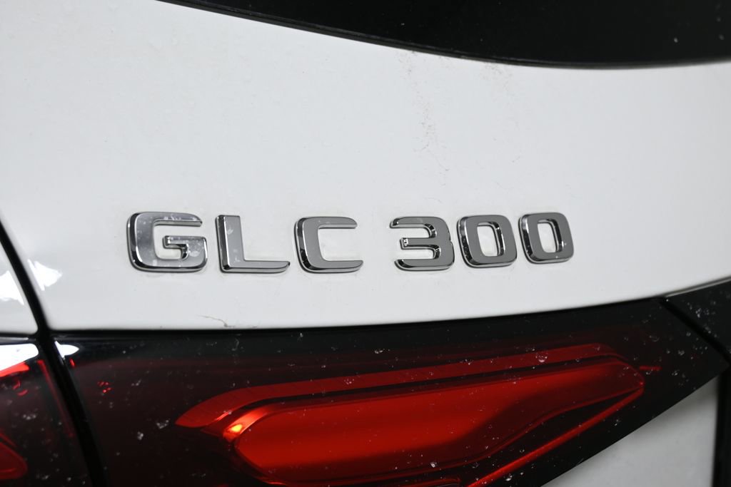 Certified 2025 Mercedes-Benz GLC 300 4MATIC image 36