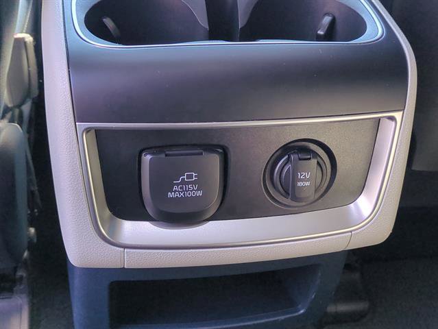 Used 2025 Kia Carnival SX Prestige image 25