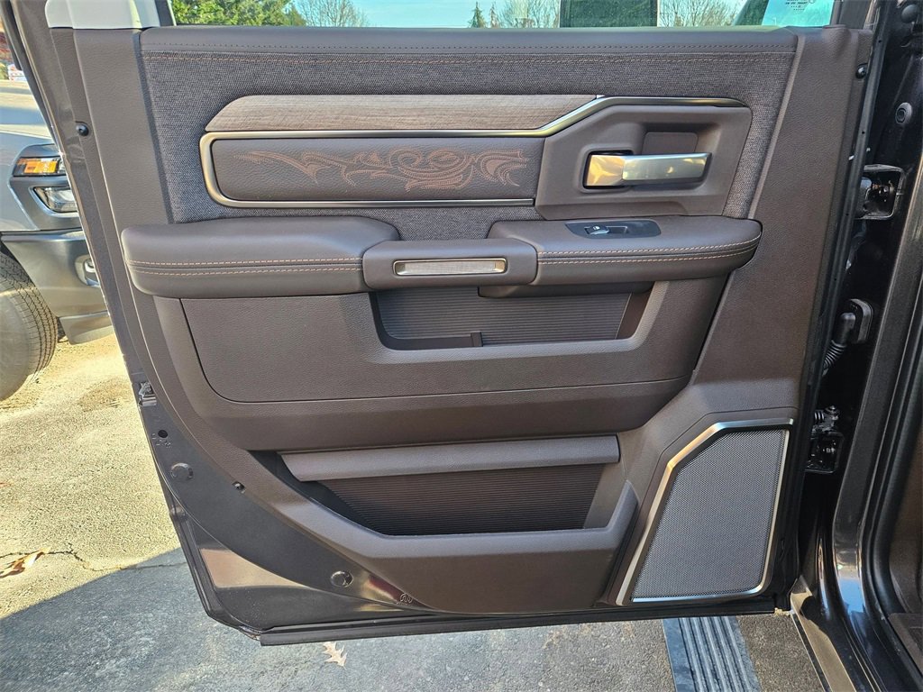 New 2026 RAM 3500 Limited image 14