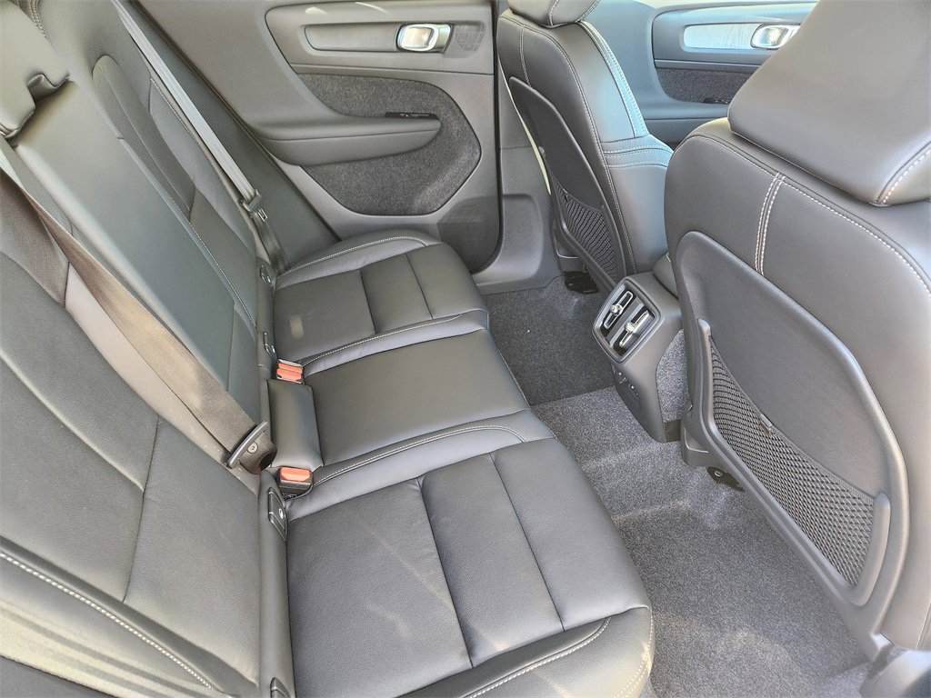 New 2026 Volvo XC40 B5 Plus w/ Protection Package Premier image 21