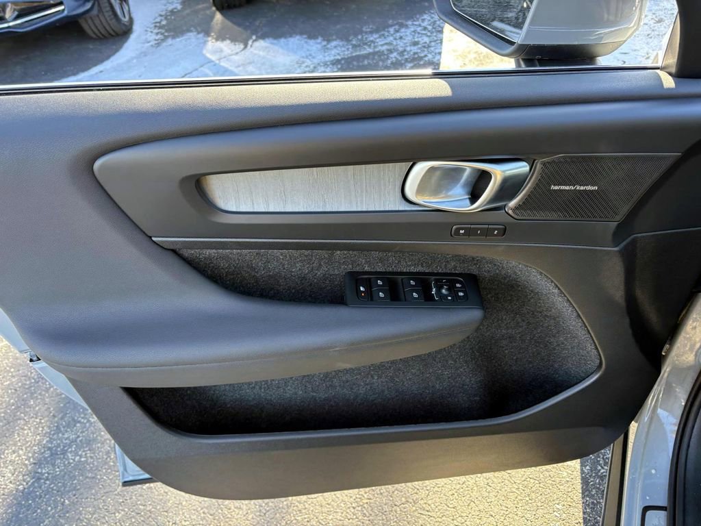 New 2025 Volvo XC40 B5 Plus w/ Protection Package Premier image 11