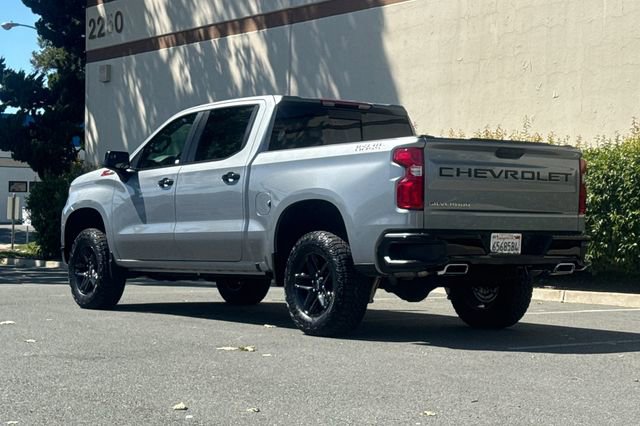 Used 2024 Chevrolet Silverado 1500 LT Trail Boss w/ Convenience Package II AWD/4WD image 6