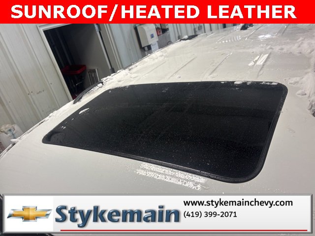 Used 2021 Jeep Grand Cherokee Limited image 2