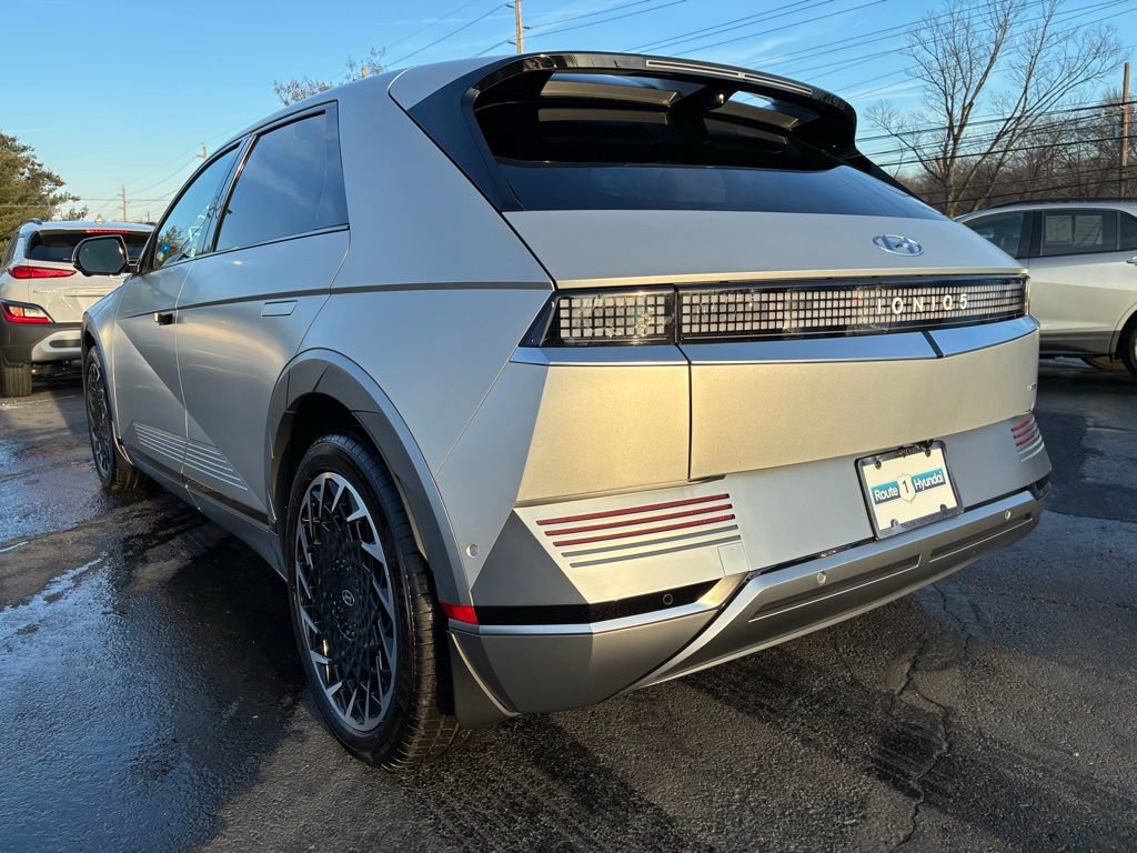 Used 2024 Hyundai Ioniq 5 Limited image 5