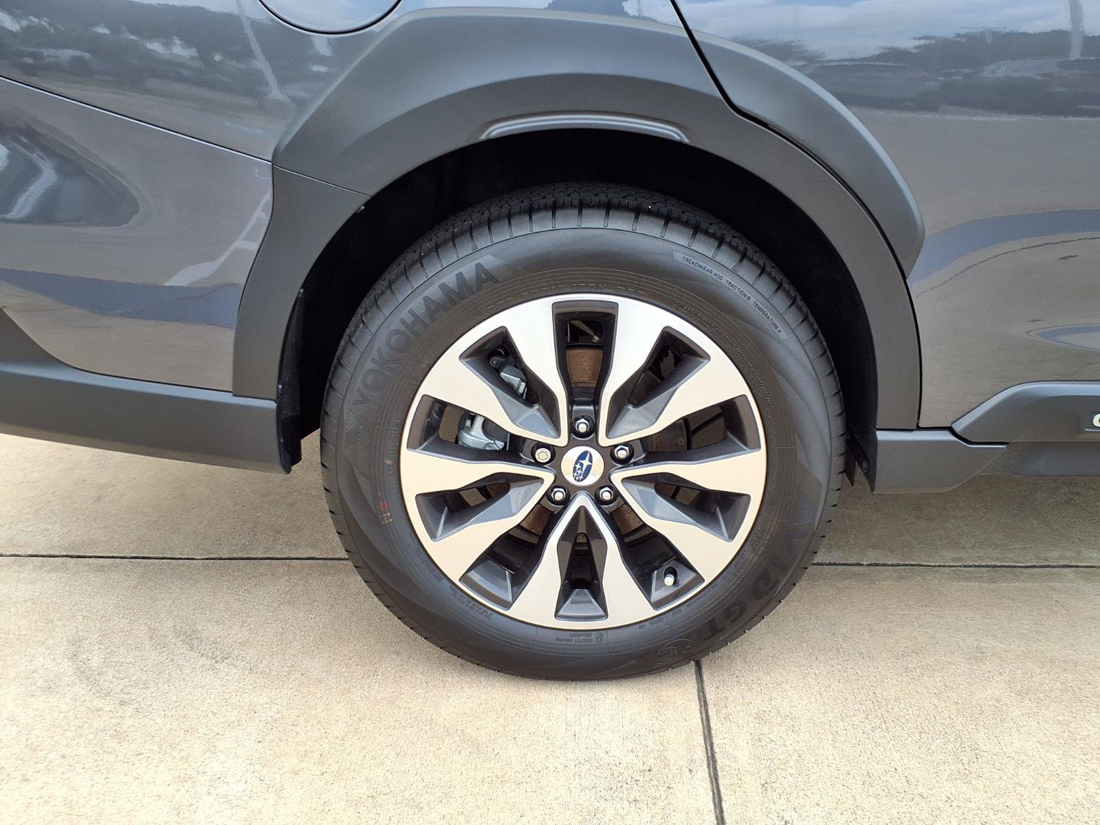 Certified 2025 Subaru Outback Limited AWD/4WD image 27