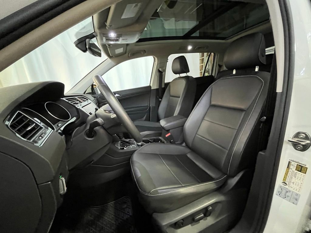 Certified 2021 Volkswagen Tiguan SE AWD/4WD image 11