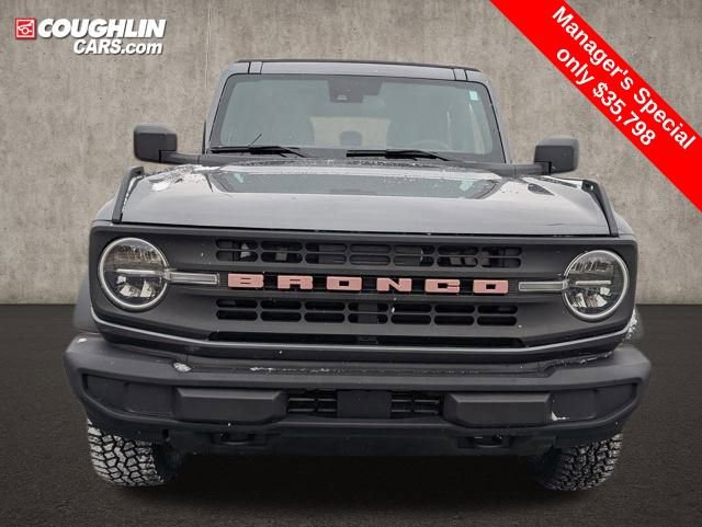 Used 2023 Ford Bronco 4-Door image 2