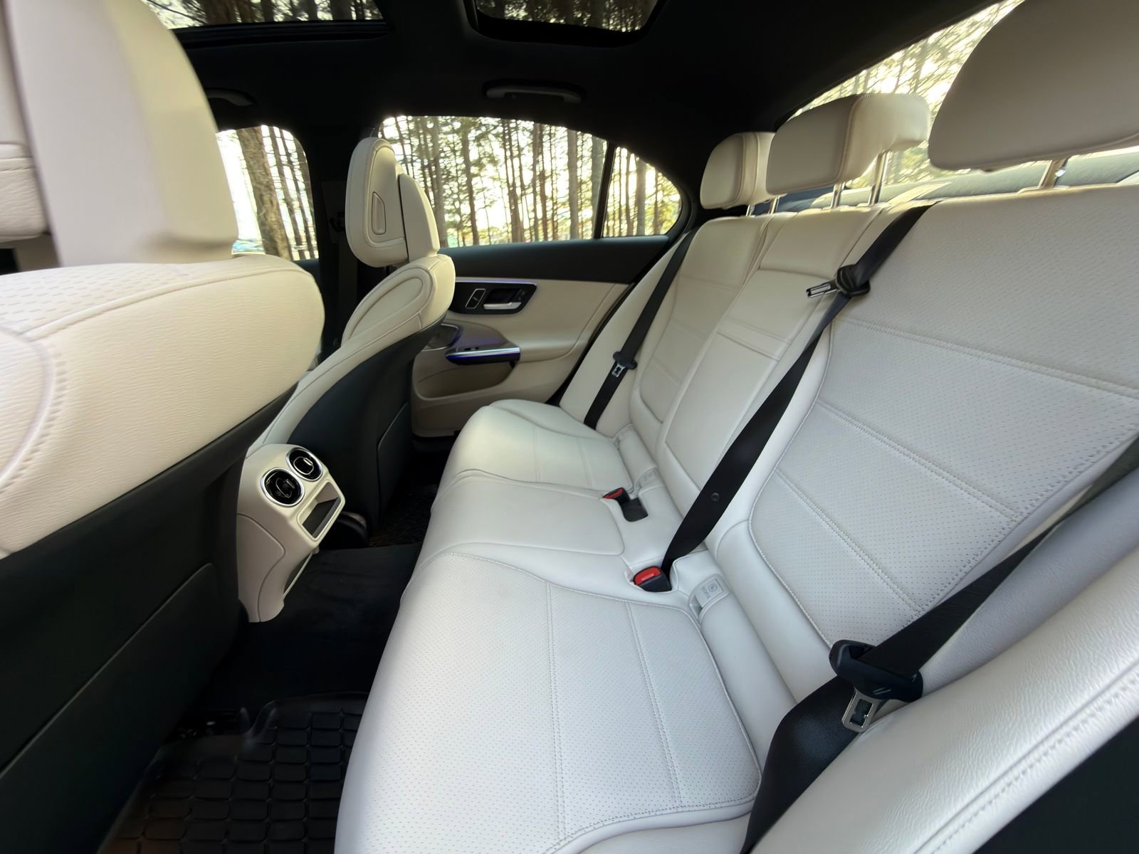 New 2026 Mercedes-Benz C 300 Sedan image 14