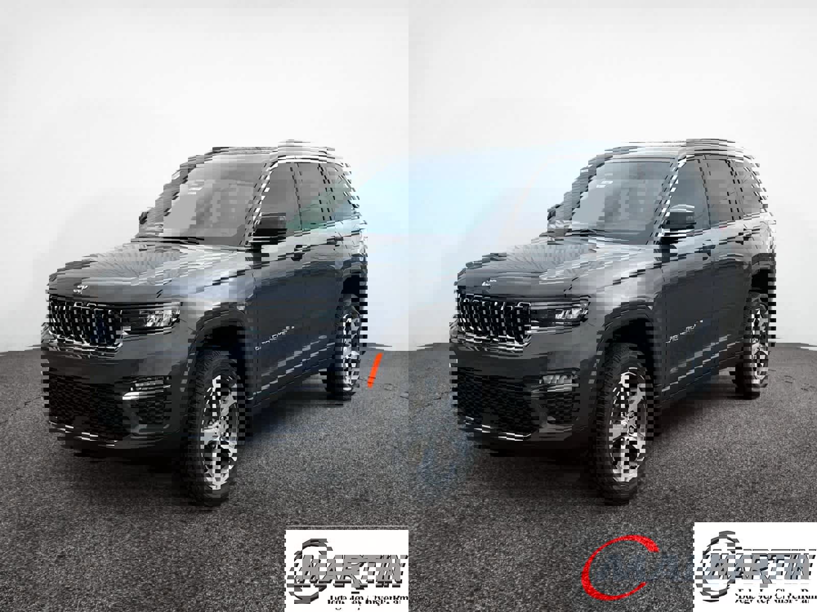 New 2025 Jeep Grand Cherokee Limited w/ MOPAR Finishing Package