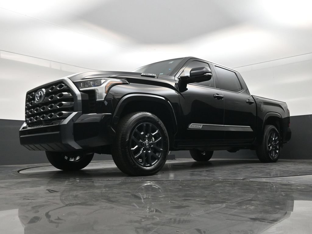 Used 2025 Toyota Tundra Platinum AWD/4WD image 20