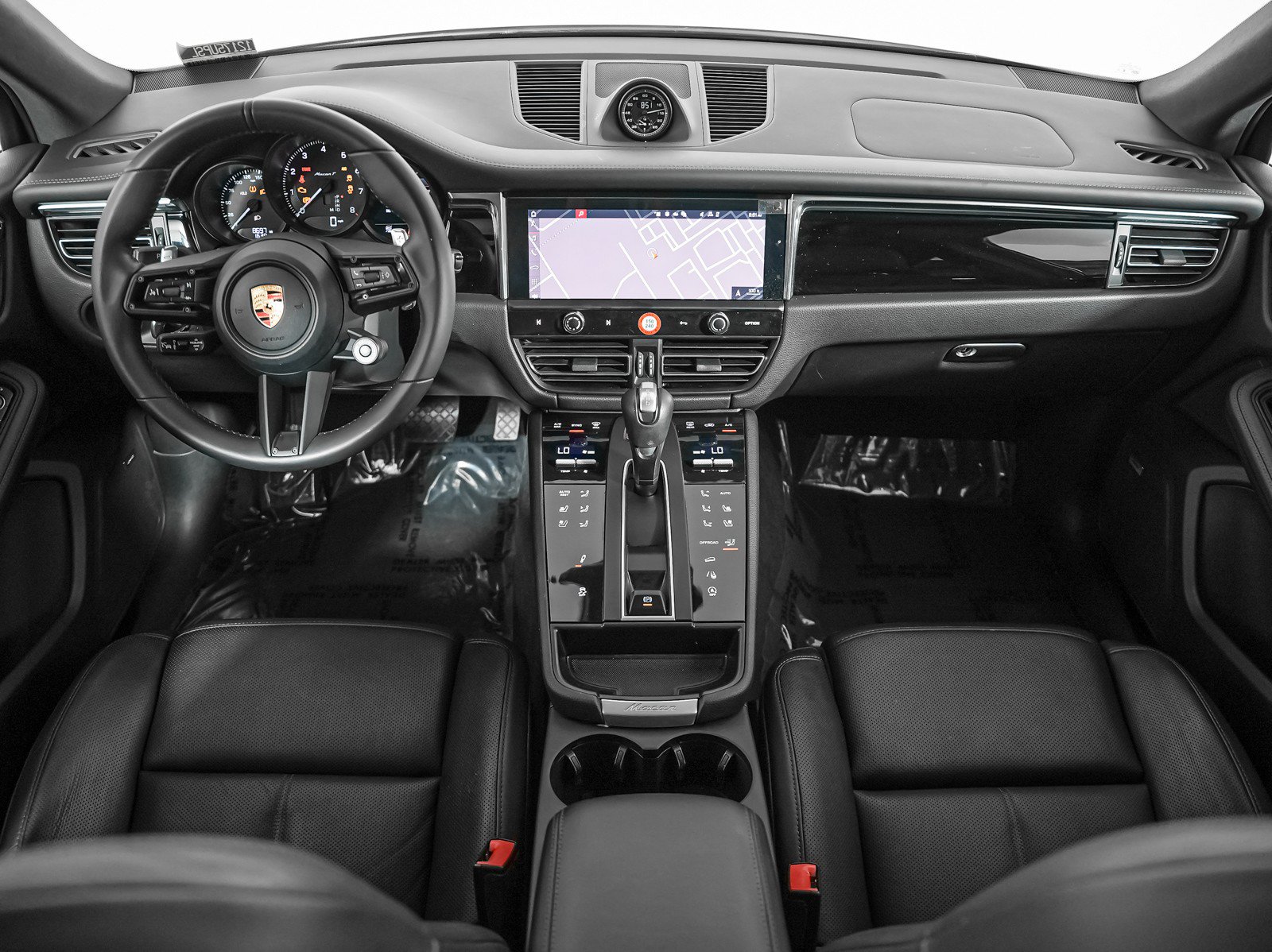 Used 2026 Porsche Macan Turbo AWD/4WD image 15