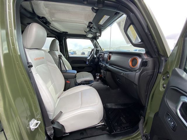 Used 2023 Jeep Gladiator Mojave w/ Trailer Tow Package AWD/4WD image 25
