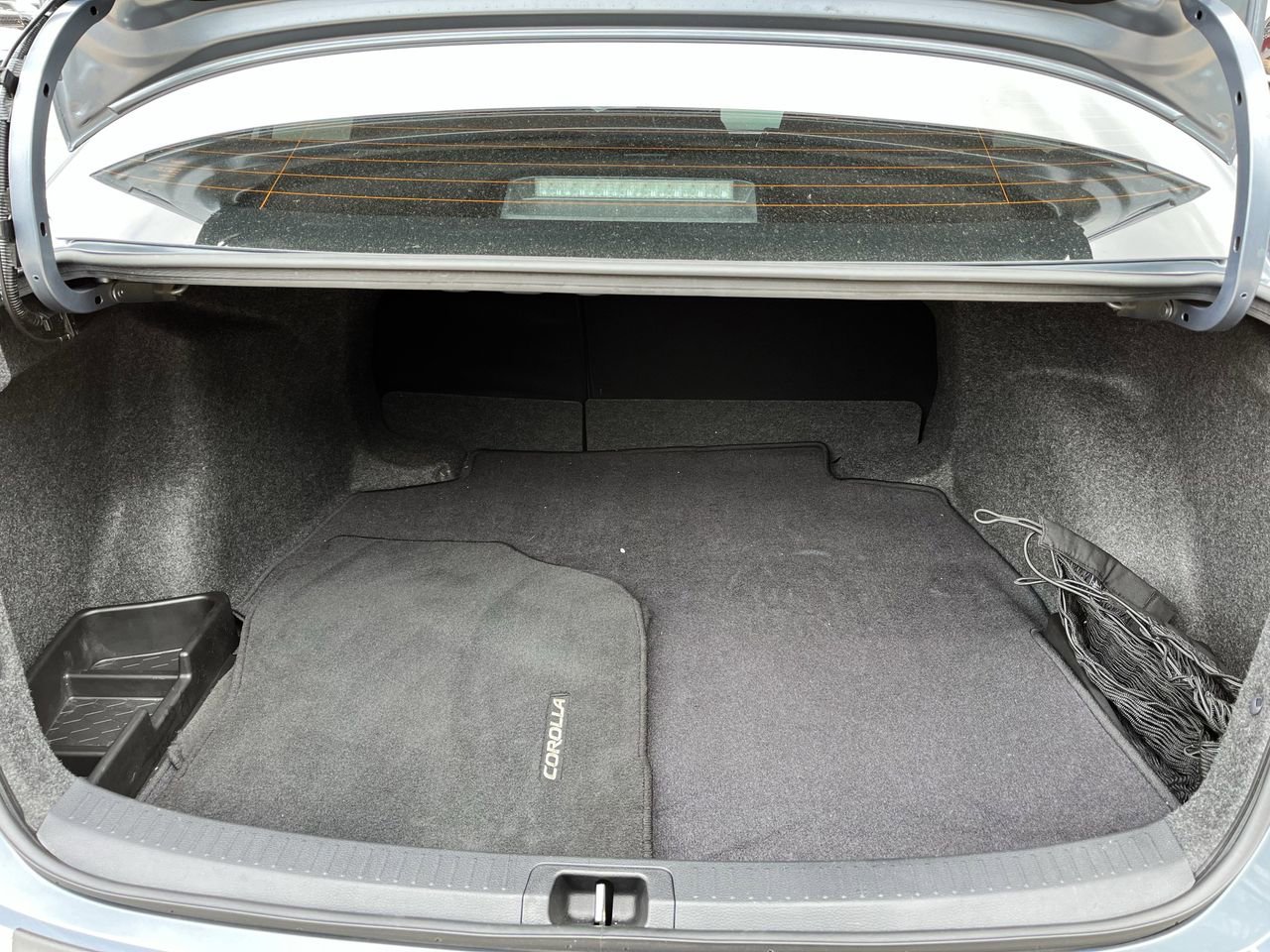 Used 2025 Toyota Corolla SE FWD image 27