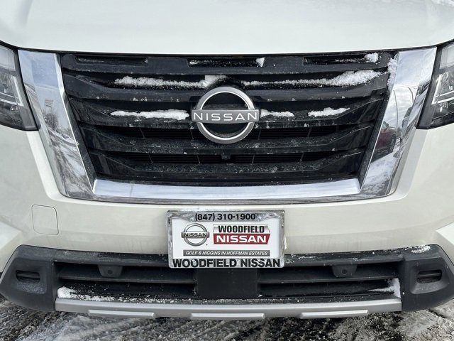 Certified 2024 Nissan Pathfinder SL image 9