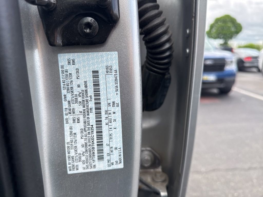 Used 2019 Ford F350 Lariat w/ Lariat Ultimate Package AWD/4WD image 8