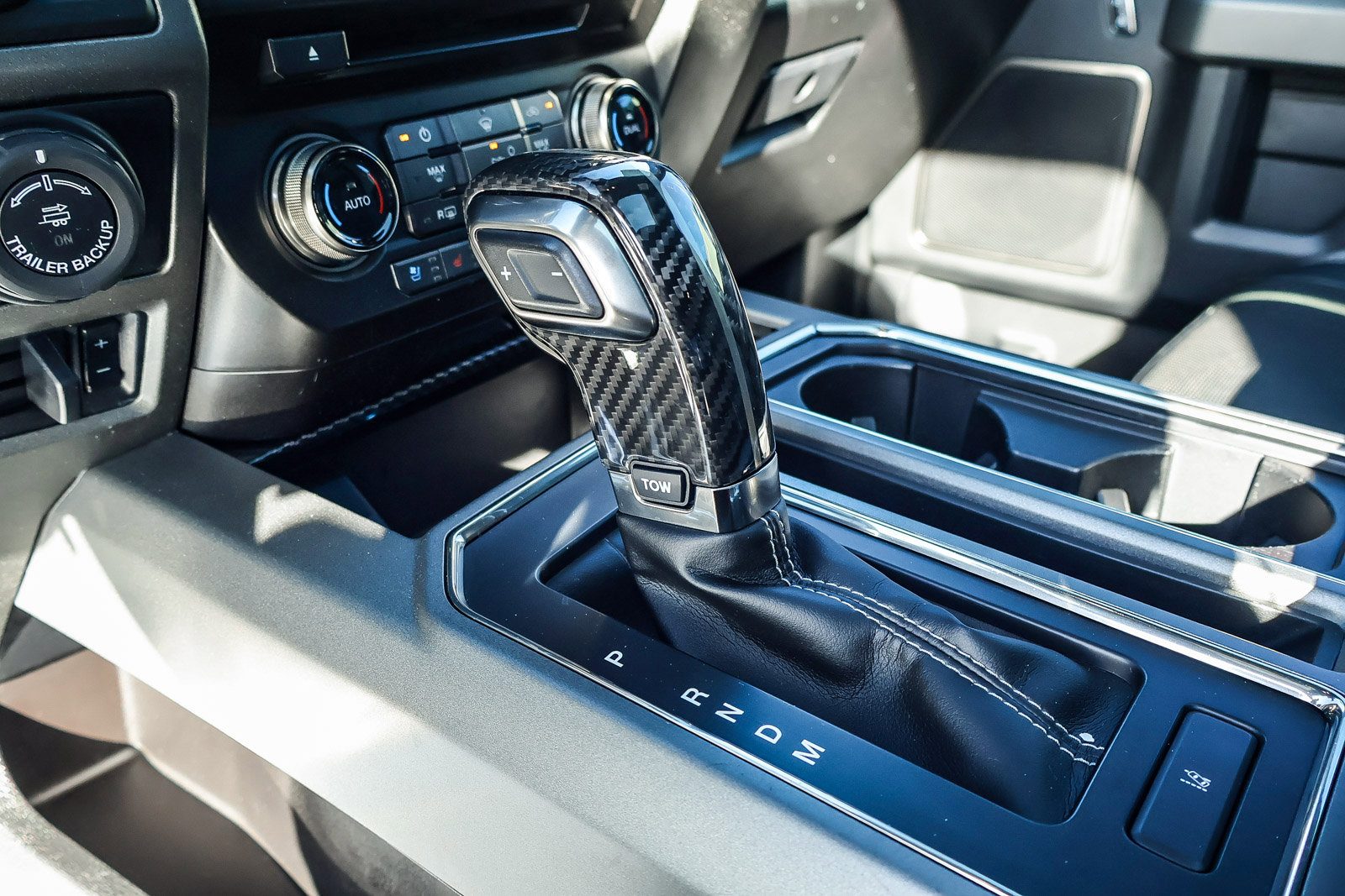 Used 2018 Ford F150 Raptor w/ Equipment Group 802A Luxury image 11