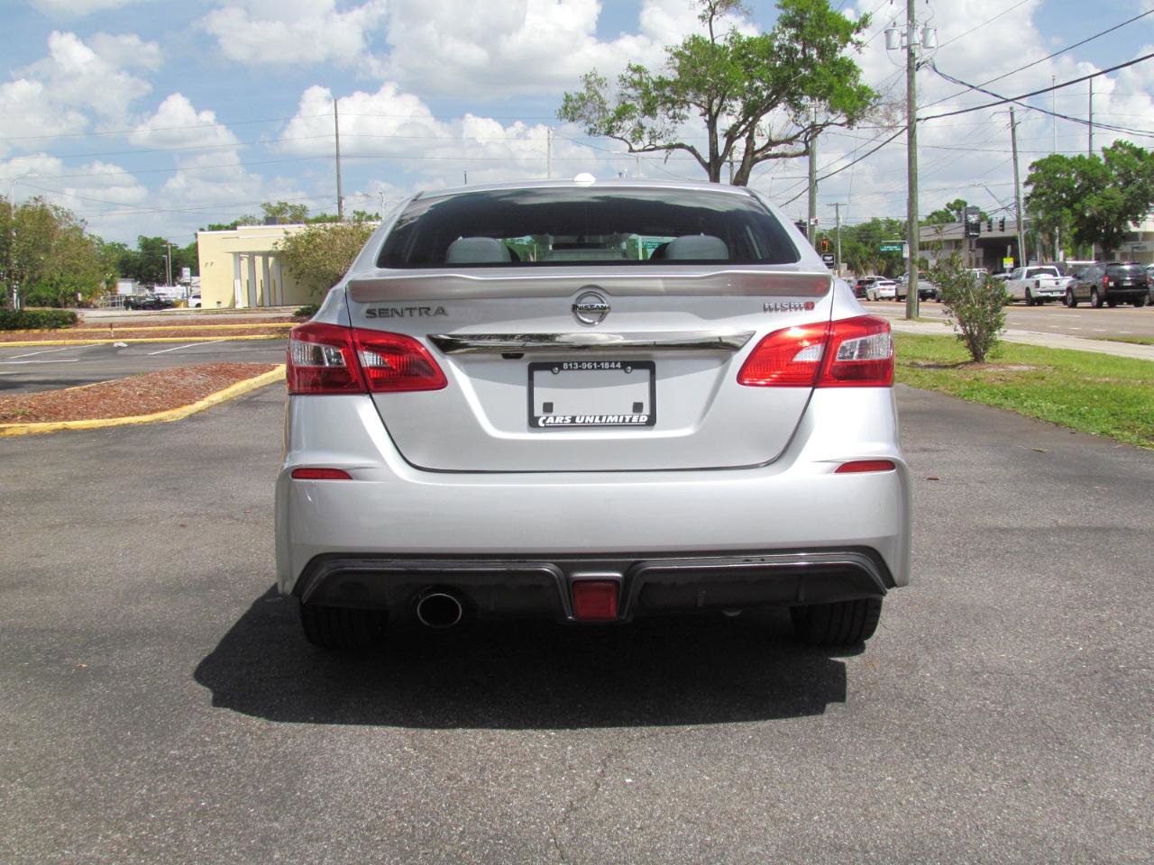 Used 2019 Nissan Sentra NISMO w/ Electronics Package FWD image 7