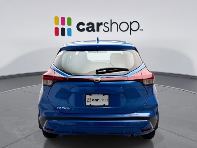 Used 2025 Nissan Kicks Play S image 4